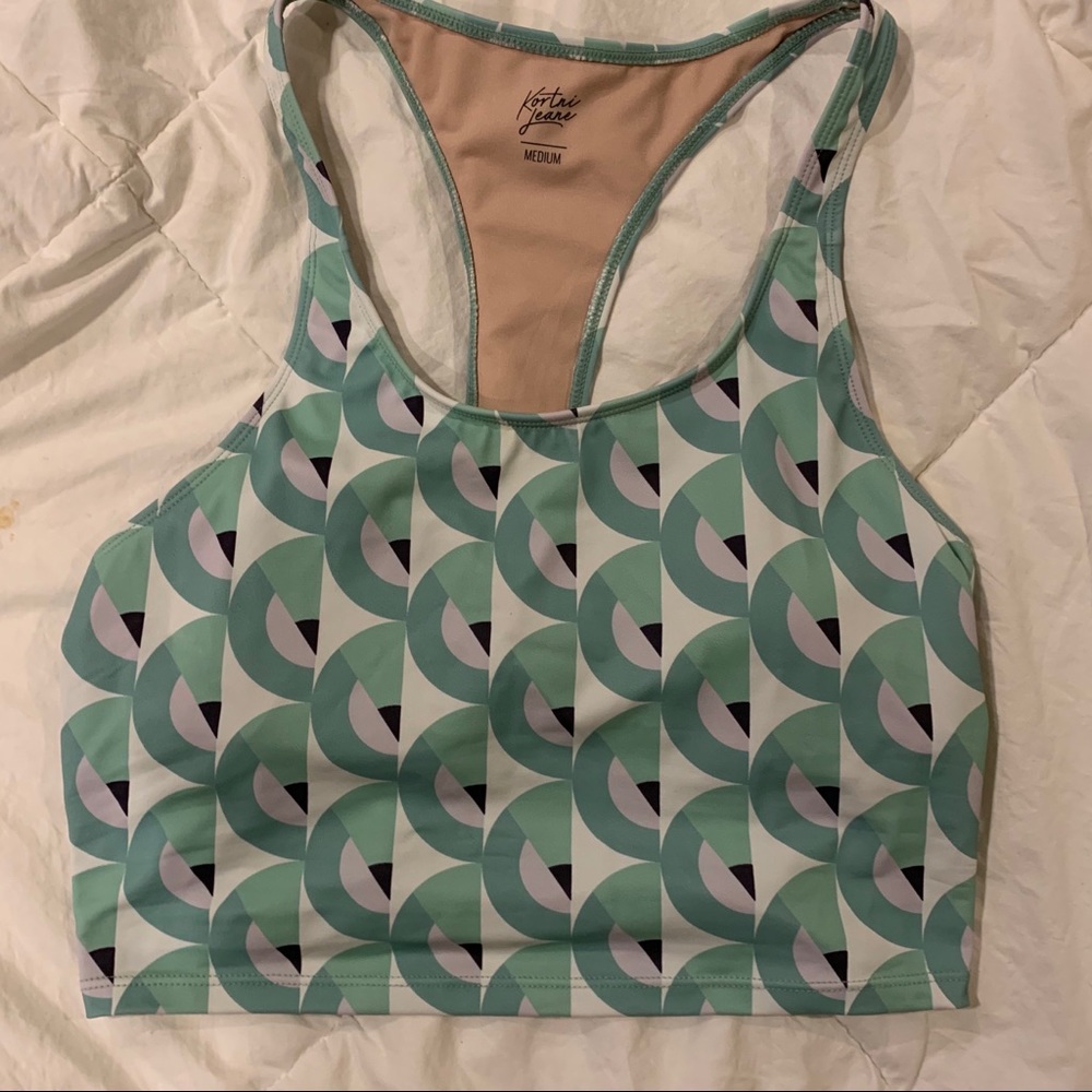 NWOT Medium retro birds eye racer back swim top